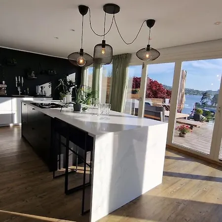 Luxurious At Troldhaugen * برغن