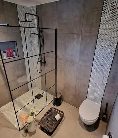 Luxurious At Troldhaugen * برغن